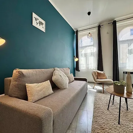 Lujza - Modern Appartement *